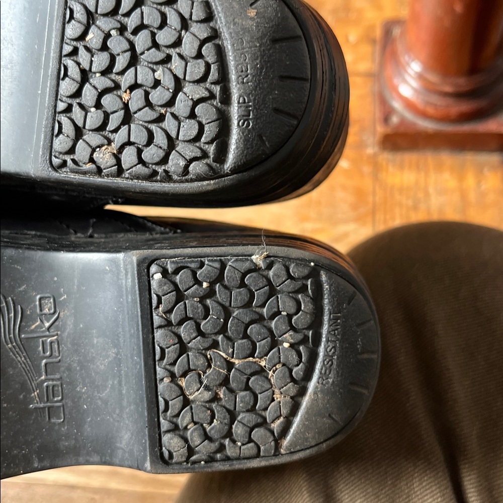 Dansko XP 2.0 Professional Black Clogs Size 37 - Picture 4 of 5
